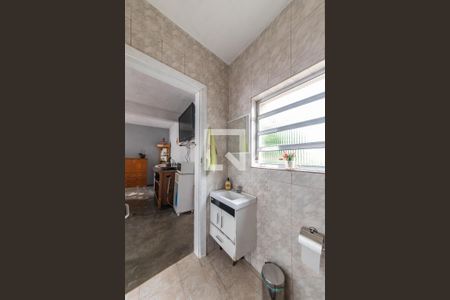 Casa à venda com 450m², 2 quartos e 7 vagasBanheiro de Serviço