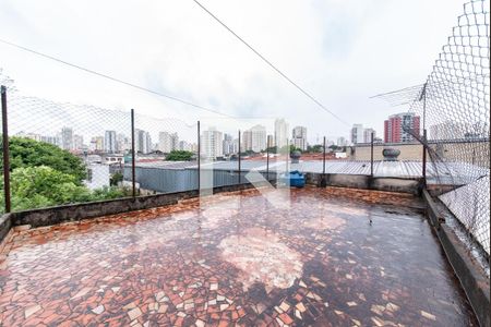 Casa à venda com 450m², 2 quartos e 7 vagasQuintal