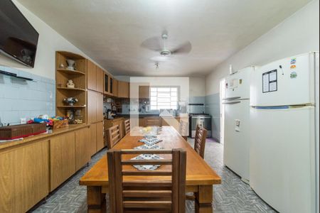 Casa à venda com 450m², 2 quartos e 7 vagasCozinha