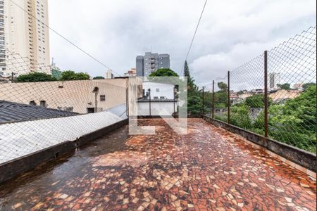 Casa à venda com 450m², 2 quartos e 7 vagasQuintal