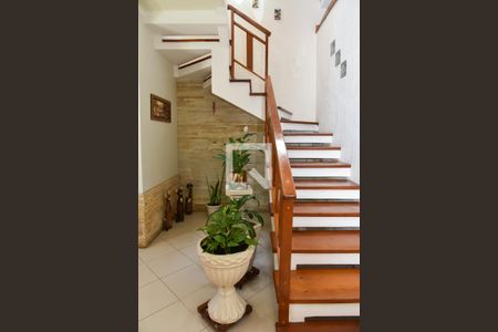 Escada de casa de condomínio à venda com 4 quartos, 350m² em Sarandi, Porto Alegre