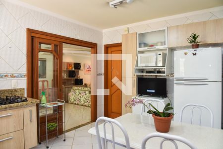 Casa de condomínio à venda com 350m², 4 quartos e 2 vagasCozinha