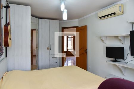 Casa de condomínio à venda com 350m², 4 quartos e 2 vagasSuíte 1