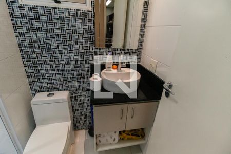 Banheiro Corredor de apartamento para alugar com 2 quartos, 56m² em Parque Reboucas, São Paulo