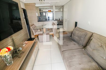 Sala de apartamento para alugar com 2 quartos, 56m² em Parque Reboucas, São Paulo