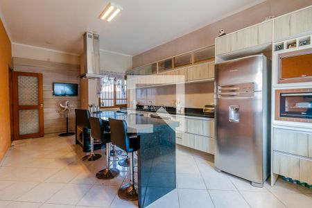 Casa à venda com 240m², 2 quartos e 4 vagasCozinha