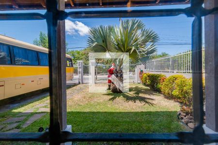 Vista de casa à venda com 2 quartos, 240m² em Hípica, Porto Alegre