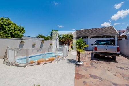 Casa à venda com 240m², 2 quartos e 4 vagasQuintal