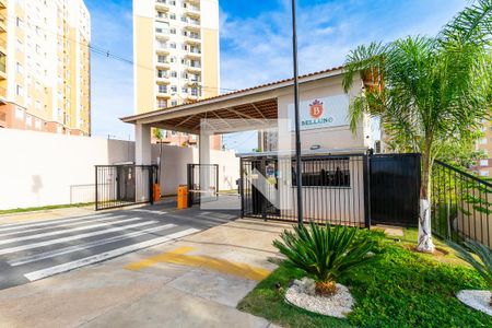 Apartamento para alugar com 49m², 2 quartos e 1 vagaFachada e portaria