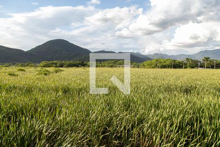 Casa de condomínio à venda com 350m², 3 quartos e 1 vagaVista da suíte 1