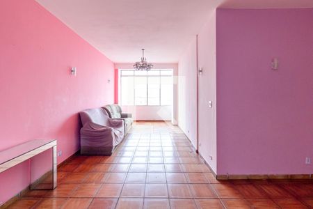 Apartamento à venda com 130m², 3 quartos e sem vagaSala