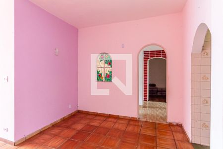 Apartamento à venda com 130m², 3 quartos e sem vagaSala