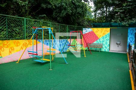 Apartamento para alugar com 60m², 2 quartos e 1 vaga Apartamento para alugar com 60m², 2 quartos e 1 vagaÁrea comum - Playground