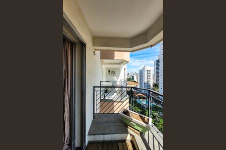 Varanda de apartamento à venda com 2 quartos, 72m² em Vila Gumercindo, São Paulo