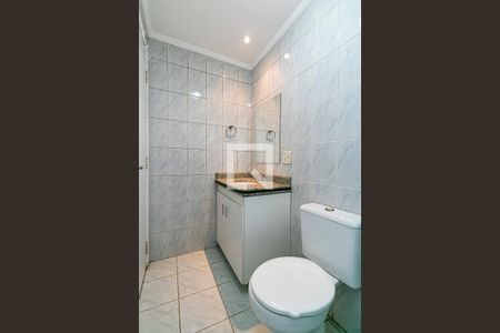 Apartamento para alugar com 57m², 2 quartos e 1 vaga Apartamento para alugar com 57m², 2 quartos e 1 vagaBanheiro da Suíte