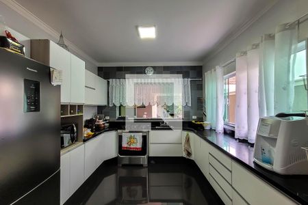 Casa à venda com 210m², 3 quartos e 2 vagasCozinha