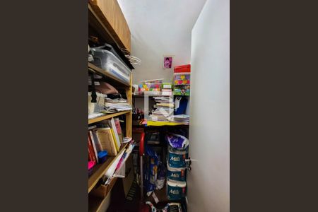 Casa à venda com 210m², 3 quartos e 2 vagasdeposito