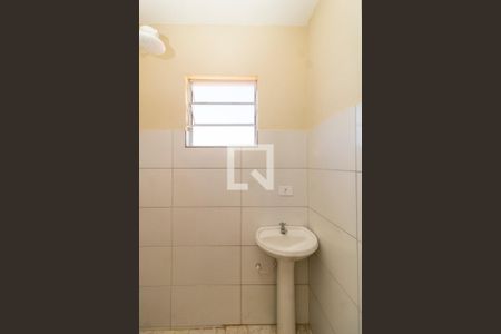 Banheiro de casa para alugar com 1 quarto, 45m² em Jardim Tremembe, São Paulo