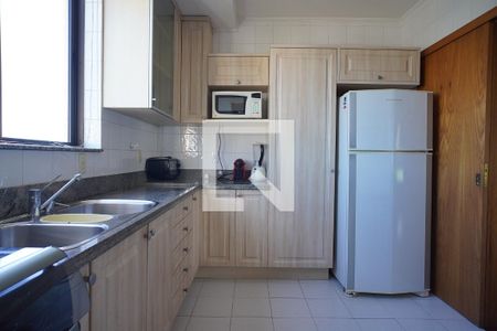 Apartamento à venda com 102m², 3 quartos e 2 vagasCozinha