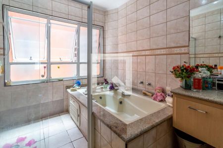 Casa à venda com 500m², 4 quartos e sem vagaBanheiro da Suíte 3