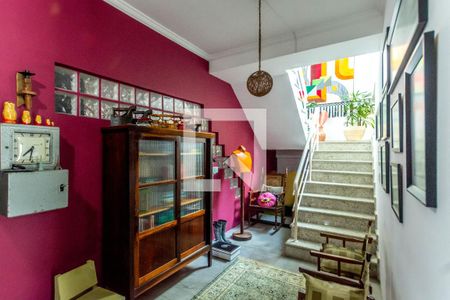 Casa à venda com 500m², 4 quartos e sem vagaEscada