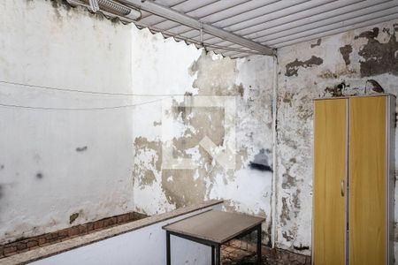 Casa para alugar com 80m², 2 quartos e 1 vagaÁrea de Serviço