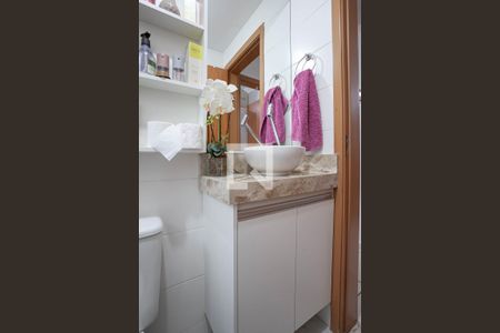 Apartamento à venda com 45m², 2 quartos e 1 vagaBanheiro social