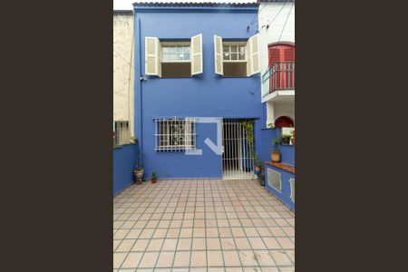 Casa à venda com 140m², 3 quartos e 1 vagaGaragem - Fachada