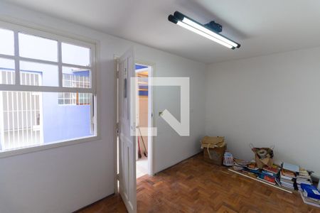 Casa à venda com 140m², 3 quartos e 1 vagaEdícula