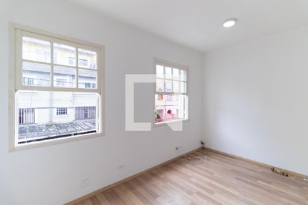 Quarto 2 de casa à venda com 3 quartos, 140m² em Pinheiros, São Paulo