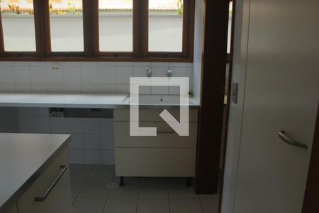 Casa para alugar com 350m², 4 quartos e 4 vagasÁrea de Serviço