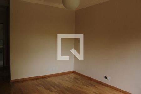 Casa para alugar com 350m², 4 quartos e 4 vagasSuíte