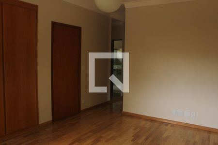 Casa para alugar com 350m², 4 quartos e 4 vagasSuíte