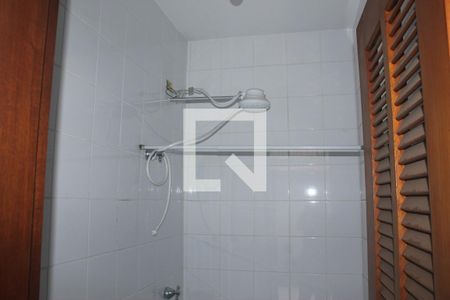 Casa para alugar com 350m², 4 quartos e 4 vagasBanheiro de serviço