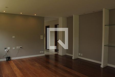 Sala de casa para alugar com 4 quartos, 350m² em Jardim Marajoara, São Paulo