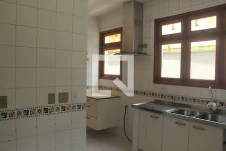 Casa para alugar com 350m², 4 quartos e 4 vagasCozinha