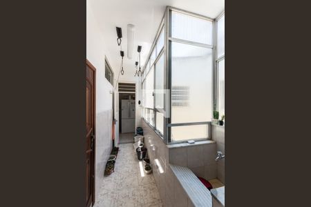 Apartamento à venda com 82m², 2 quartos e sem vagaÁrea de Serviço