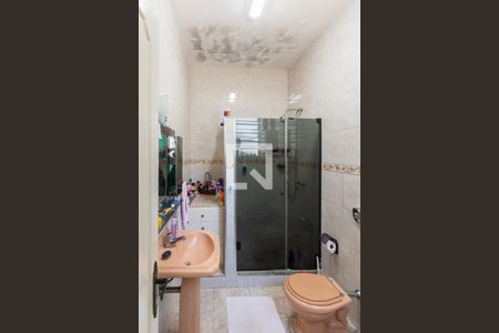 Apartamento à venda com 82m², 2 quartos e sem vagaBanheiro