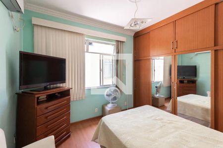 Apartamento à venda com 82m², 2 quartos e sem vagaQuarto 2