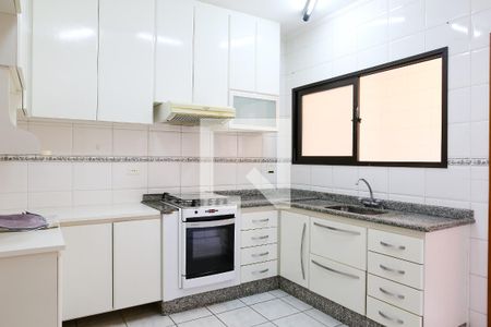 Apartamento à venda com 89m², 3 quartos e 2 vagas Apartamento à venda com 89m², 3 quartos e 2 vagasCozinha