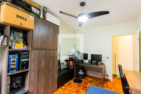 Casa à venda com 212m², 3 quartos e 2 vagas Casa à venda com 212m², 3 quartos e 2 vagasQuarto