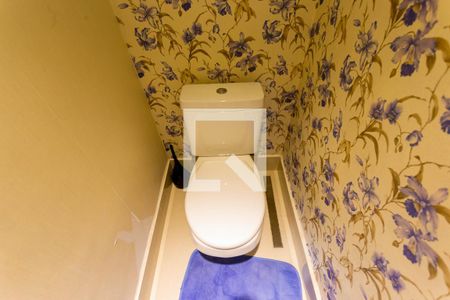 Casa à venda com 212m², 3 quartos e 2 vagas Casa à venda com 212m², 3 quartos e 2 vagasLavabo