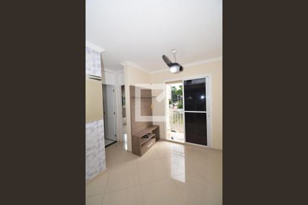 Sala de apartamento à venda com 2 quartos, 47m² em Parada de Lucas, Rio de Janeiro