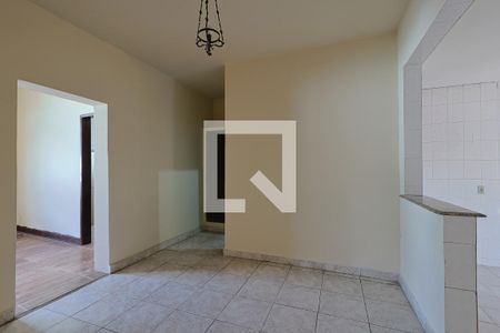Casa para alugar com 3 quartos, 615m² em Santa Rosa, Belo Horizonte