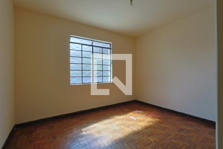 Casa para alugar com 3 quartos, 615m² em Santa Rosa, Belo Horizonte