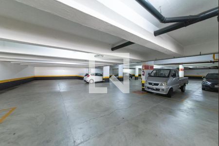 Garagem de apartamento para alugar com 2 quartos, 64m² em Vila Gumercindo, São Paulo