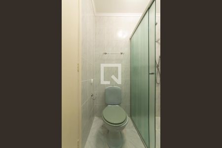 Banheiro Social de apartamento para alugar com 2 quartos, 64m² em Vila Gumercindo, São Paulo