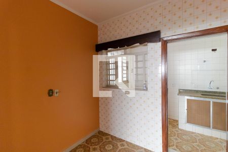 Casa à venda com 137m², 2 quartos e 2 vagasCopa