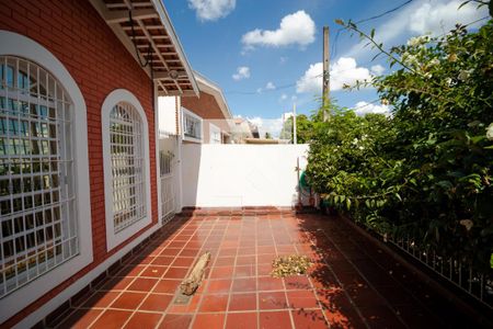 Casa à venda com 137m², 2 quartos e 2 vagasQuintal