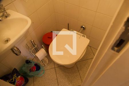 Apartamento para alugar com 156m², 3 quartos e 2 vagas Apartamento para alugar com 156m², 3 quartos e 2 vagasBanheiro serviço